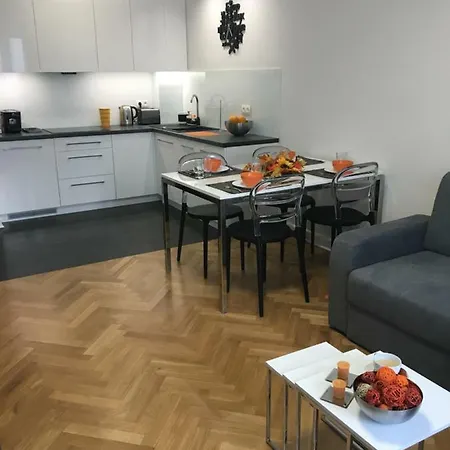 Apartament Emilia Warschau